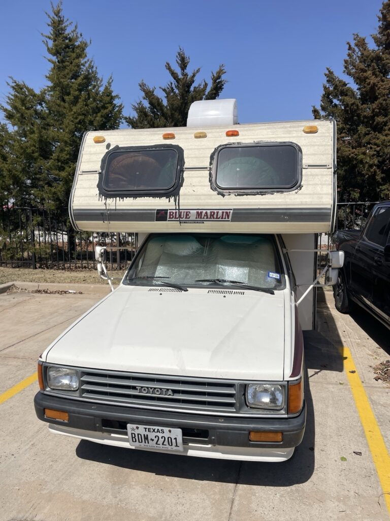 1987 Toyota Blue Marlin Rv