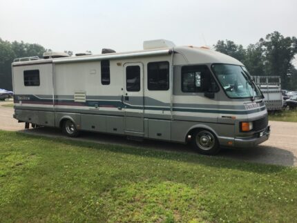 1992 Pace Arrow 35E RUNNING PROJECT RV- 7.4 Gas engine - see inspection AS-IS