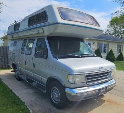 1994 B190 Airstream