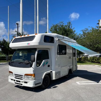1997 ISUZU ELF 4WD CAMPER JDM ONLY 71K MILES NPR COMPACT RV BEST DEAL IN COUNTRY