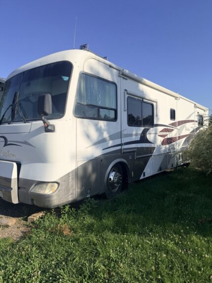 2003 Tiffin Pheaton Class A Diesel Pusher