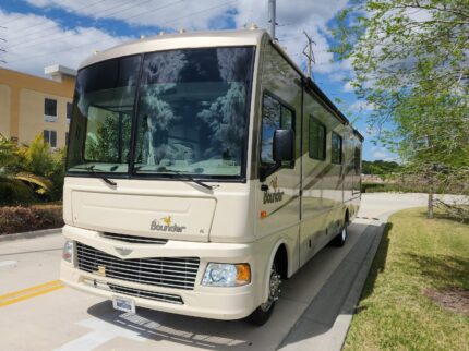 2008 FLEETWOOD BOUNDER