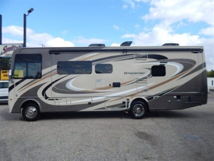 2019 Thor Windsport 29M Tan 6.8 Liter V10 Automatic 22679 Miles