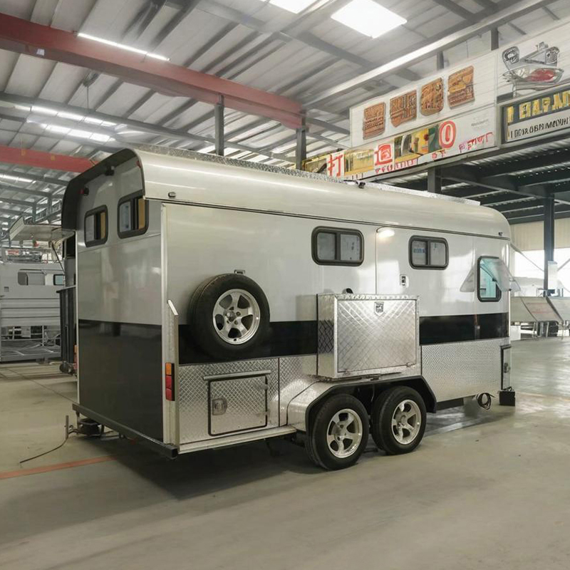 Off Road Family Camping Australian Aluminium 5 Person Smart Campervan Off Road Family Camping Australian Aluminium 5 Person Smart Campervan
