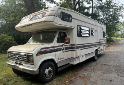 Vintage 1989 Coachman Leprechaun motorhome - Ford E350 Engine 59k Original Miles