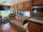 2006 Winnebago Journey 32 Diesel