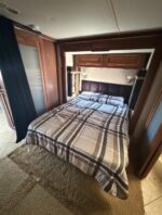 2012 Fleetwood Southwind 36D Motorhome. 20 Thousand Miles
