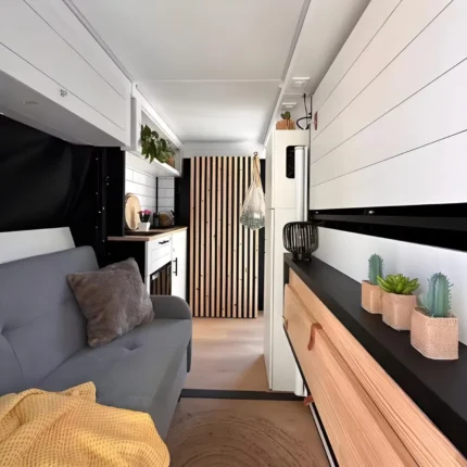 RV Camper Van Amphibious Small Travel Trailer