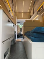 Sinotruk Pioneer Pop Top Camper Van 2.0t Diesel 8at B Type RV with Electric Lifting Roof